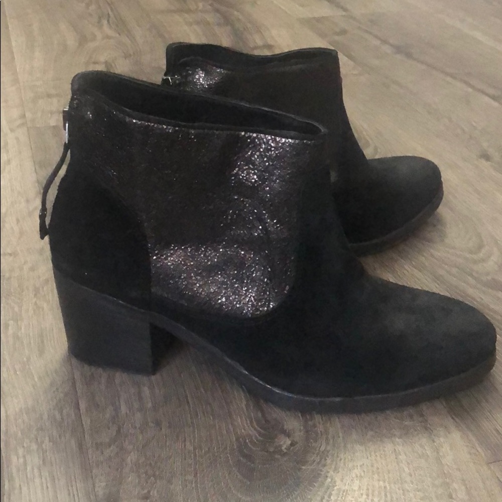 Seboy’s Kate nero booties - Size 8.5